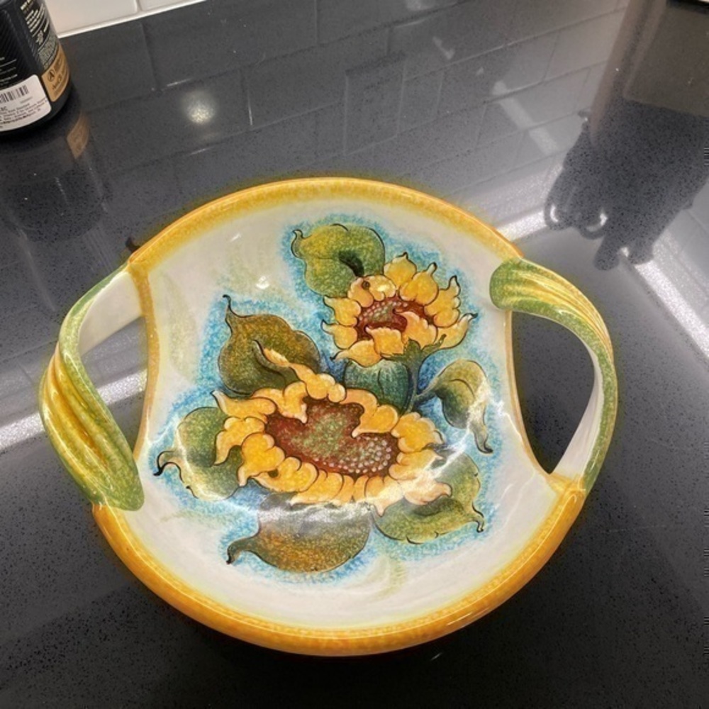 Hand Painted Italian Sunflower Deruta bowl
